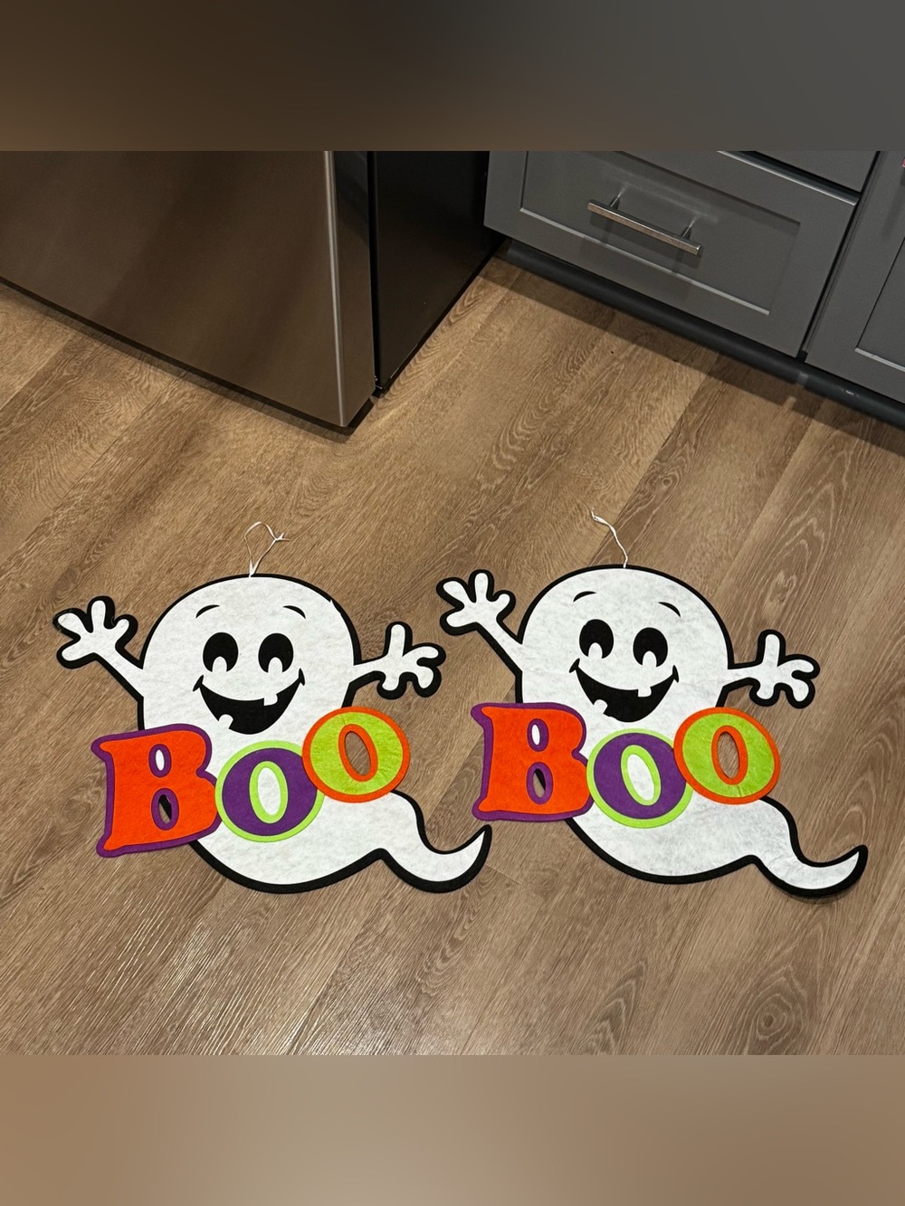 Happy Ghost 'Boo' Halloween Wall Décor - White Ghost with Orange & Green Letters